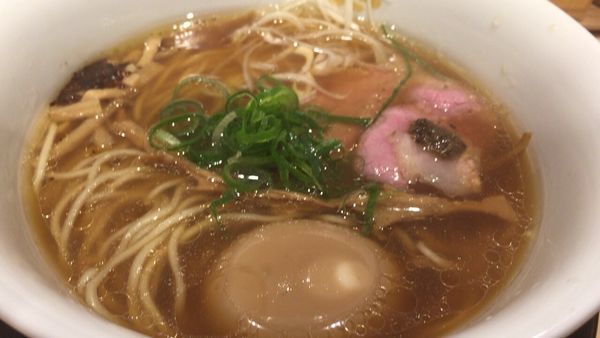 「味玉そば(醤油)」@SOBAHOUSE 金色不如帰 新宿御苑本店の写真