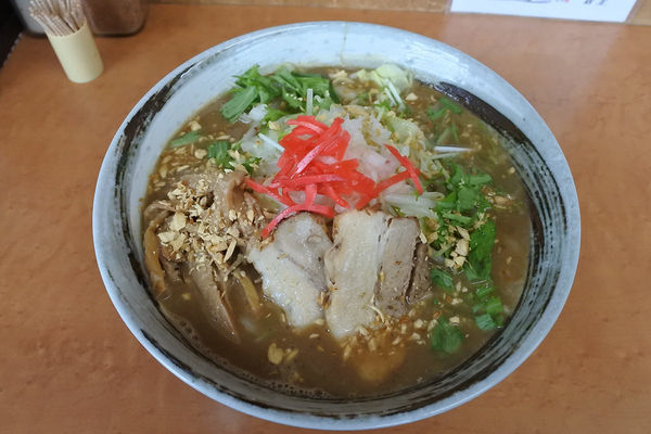 「ニンニク豚骨（醤油）８００円」@麺屋ひさご なり助の写真