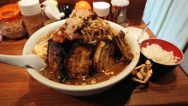 「炙り豚のジロー 890円」@らーめん・つけめん 八角の写真