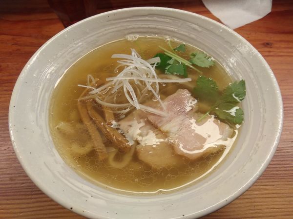 「塩らーめん」@純手打ち 麺と未来の写真