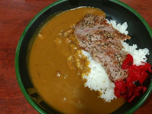 「ステーキカレー（サービスデー690円）」@新田毎 秋葉原の写真