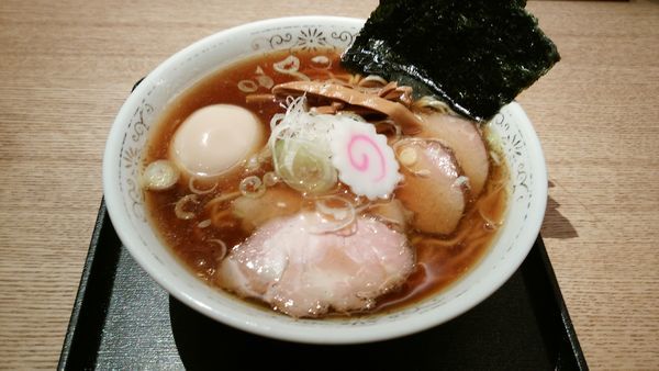 「特製中華そば　醤油」@中華そば 勝本の写真