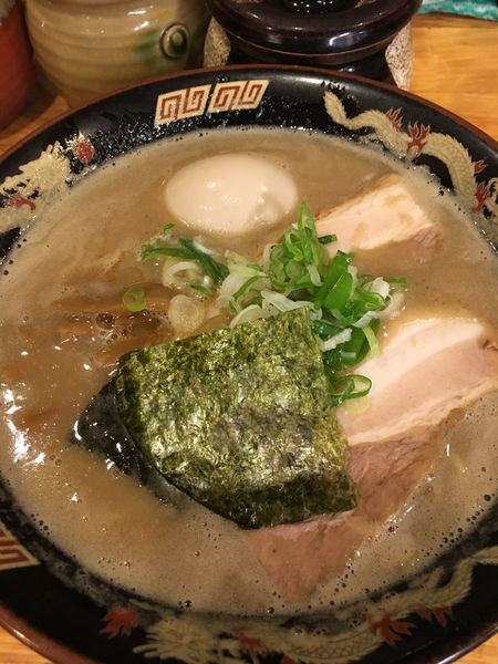 「豚骨ラーメン 味玉」@我一豚の写真