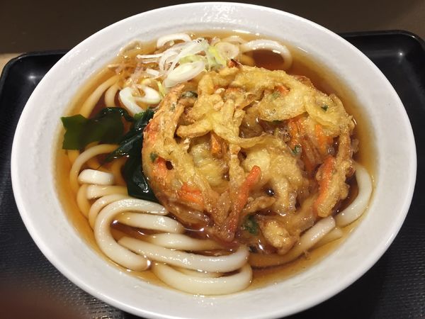 「天ぷらうどん¥410」@名代 富士そば 大宮東口店の写真