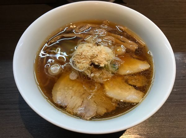 「限定鮭だしらぁめん(850円)」@支那そばや 本店の写真