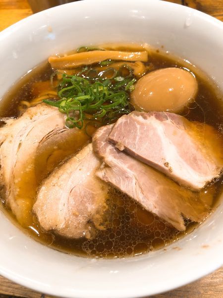 「特製中華そば 醤油 ¥1120」@松戸中華そば 富田食堂の写真