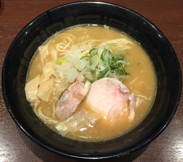 「濃厚鶏醤油780円」@濃厚鶏そば 暁月 荻窪店の写真