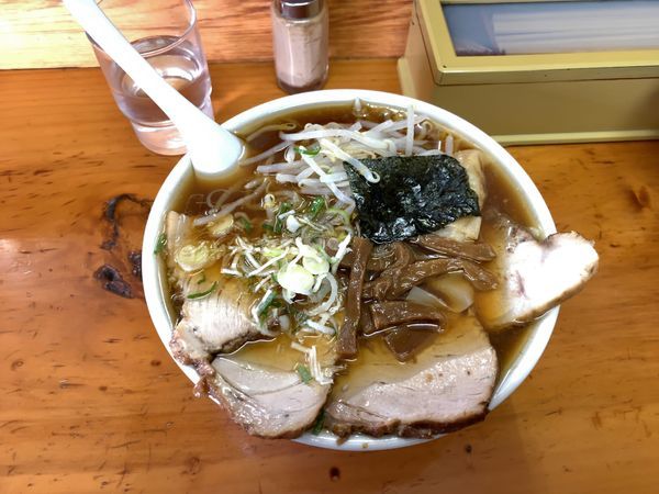 「チャーシューワンタン麺 大盛り 1050円」@支那ラーメン 桂山の写真