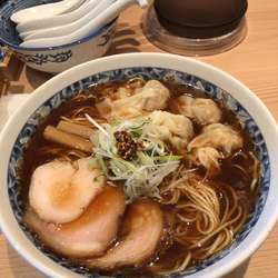 特製らーめん（醤油）大盛