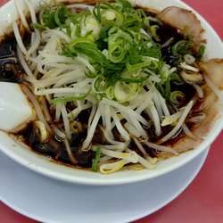 京都漆黒醤油ラーメン（７３０円）
