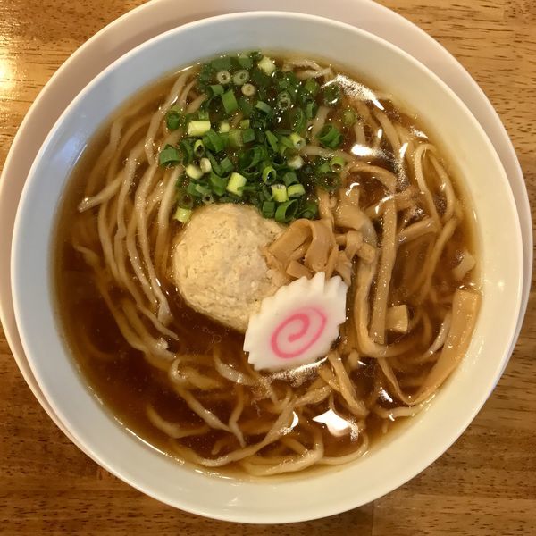「大和肉鶏と会津地鶏の中華そば・醤油￥800円」@味六屋の写真