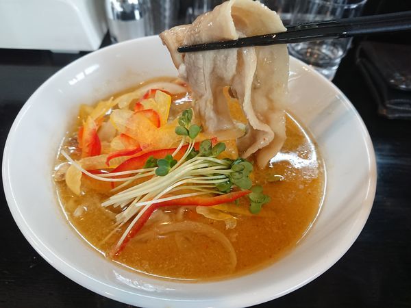 「【限定】カレーMISOらーめん850円＋ミニごはん50円」@麺や 笑 ～Sho～の写真