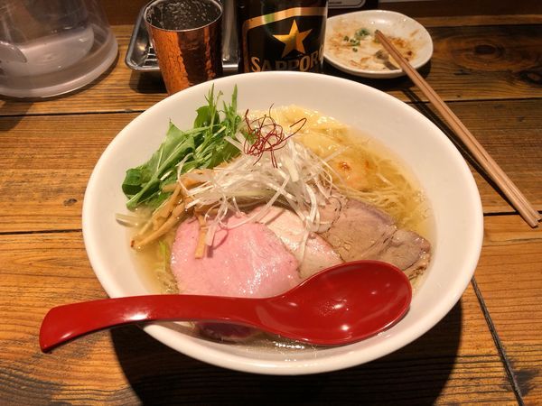 「特製香彩塩ラーメン」@麺屋 翔 西新宿本店の写真