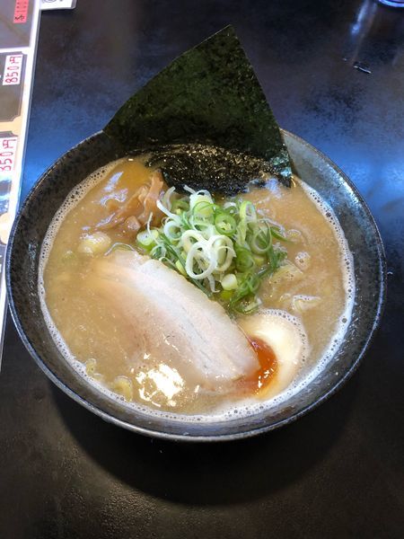 「醤油ラーメン大  半チャーハン」@麺屋 美鳥の写真
