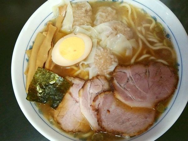 「わんたんメン＋チャーシュー（2枚）」@麺屋 ごとうの写真