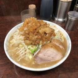 小ラーメンヤサイアブラマシマシ