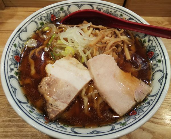 「醤油ラーメン 大盛（￥750）」@くじら食堂 nonowa東小金井店の写真