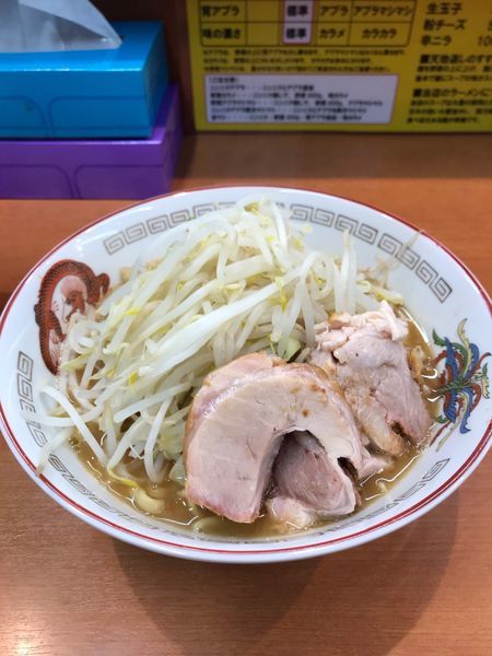 「小ラーメン」@ラーメン豚山 大塚店の写真
