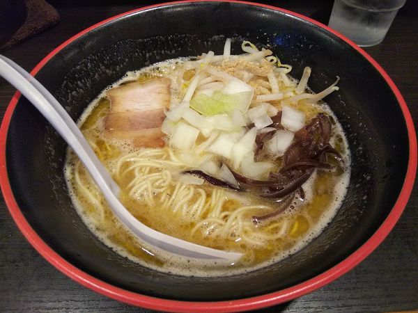 「豚骨らーめん　：塩」@三鷹食堂いなりの写真