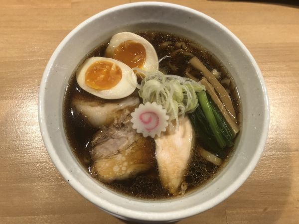 「味玉正油らぁめん」@自家製手打ち麺 粋やの写真