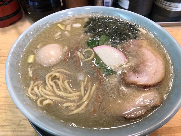 「【週二限定】魚群煮干し中華そば820円、味玉100円」@我的中華そば 机上の空論。の写真