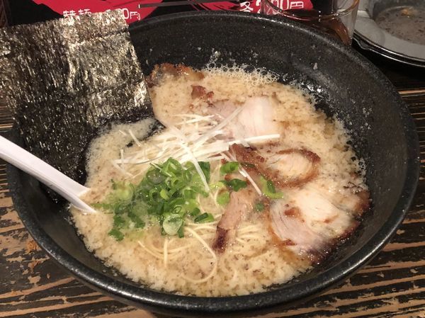 「黒龍（とんこつ）」@大牟田とんこつ屋 龍鳳 大蛇山支店の写真