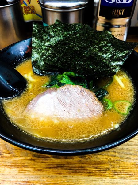 「醤油ラーメン」@せい家 原宿店の写真