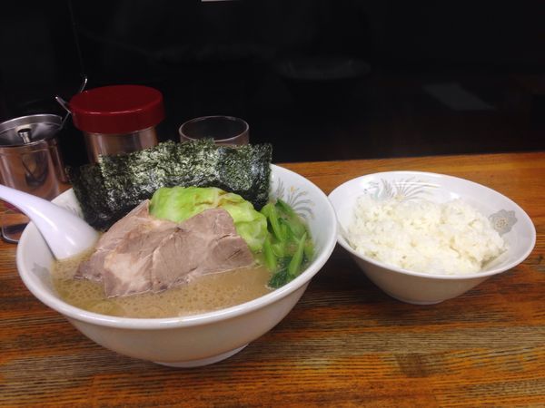 「キャベチャー」@横浜ラーメン厨房 うえむらやの写真