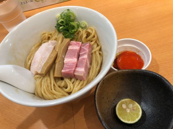 「まぜそば」@らぁ麺 はやし田 池袋店の写真