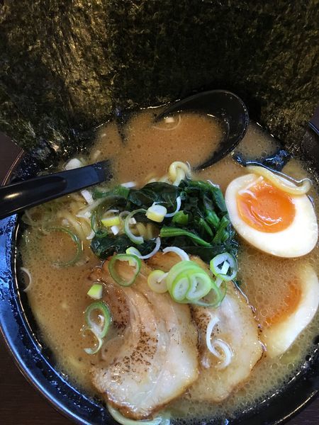 「豚骨SP 醤油」@横浜家系ラーメン春樹 吉川店の写真