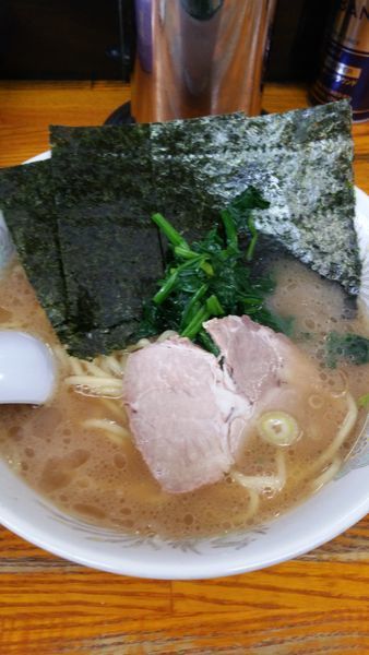 「ラーメン」@横浜ラーメン厨房 うえむらやの写真