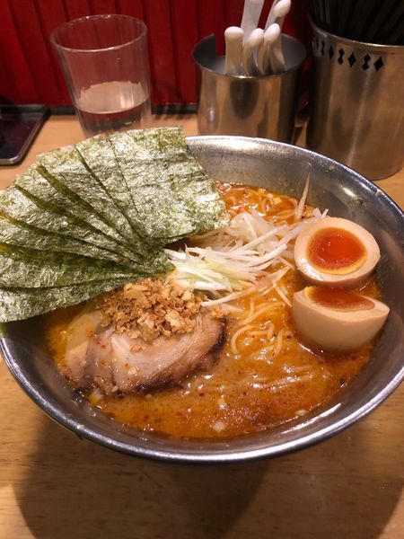 「のりたま味噌ちょい辛、細麺、ランチ大盛りサービス」@らーめん房 とりとんの写真