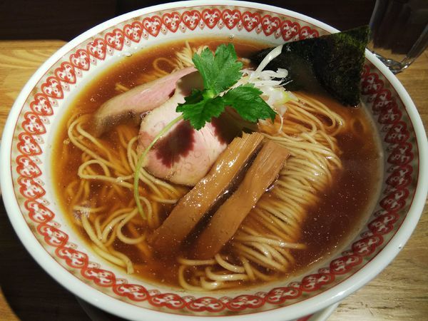 「醤油そば　（大盛り：サービス券）」@麺肴 ひづきの写真