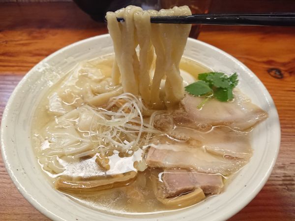 「特製塩らーめん 980円」@純手打ち 麺と未来の写真