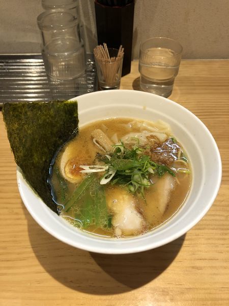 「特製鶏白湯醤油」@拉麺 弁tenの写真