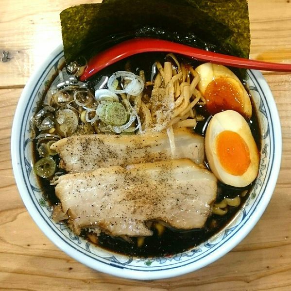 「特製ブラック」@くじら食堂 nonowa東小金井店の写真