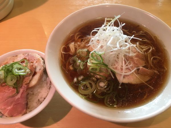 「朝らー定食 <談志>」@らーめん芝浜の写真