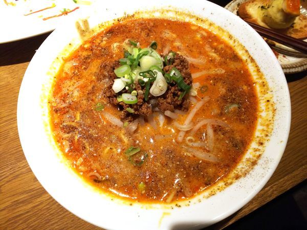 「麻辣担々麺　880円」@中華そば 二階堂の写真