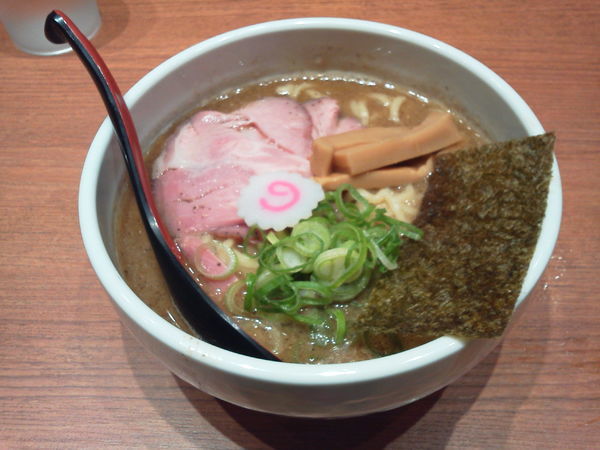 「煮干中華そば 780円」@煮干中華そば 鈴蘭 新宿店の写真