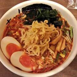 特製おろちょんらー麺