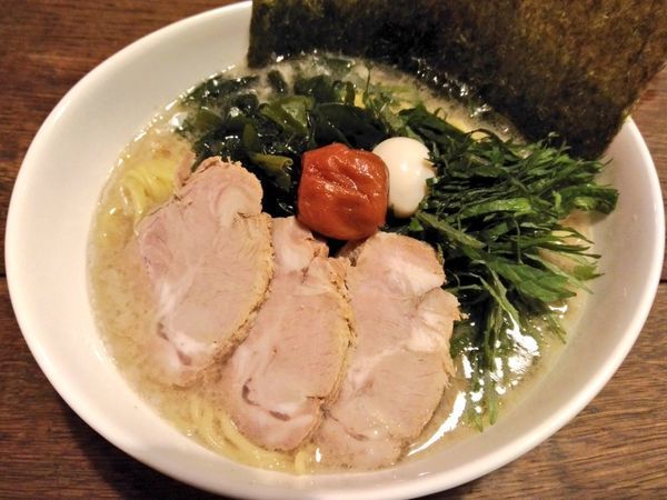 「期間限定 こってり塩豚骨ラーメン」@琉球チルダイの写真