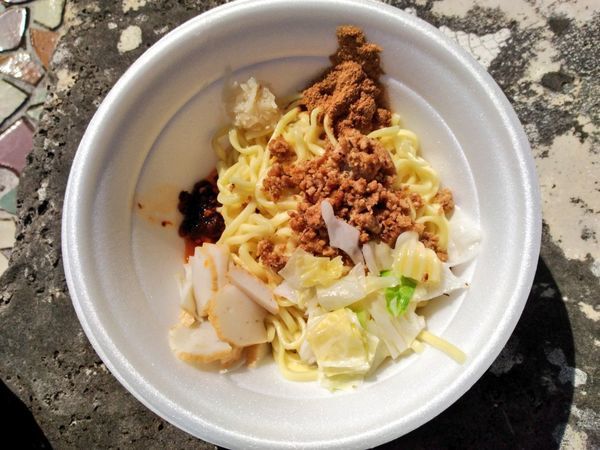 「イベント限定 琉球旨辛まぜそば」@らーめん まるよしの写真