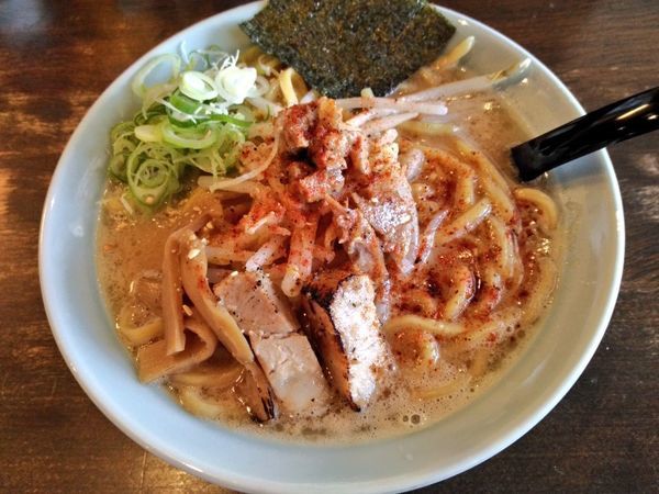 「期間限定 極濃ニンニクラーメン」@つけ麺 ジンベエの写真