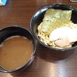 濃厚煮干しつけ麺