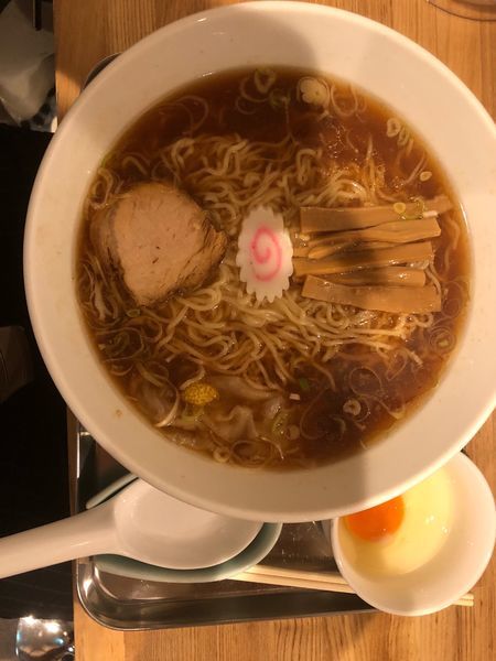 「中華そば大盛970円 ワンタン100円 生卵50円」@三鷹大勝軒の写真