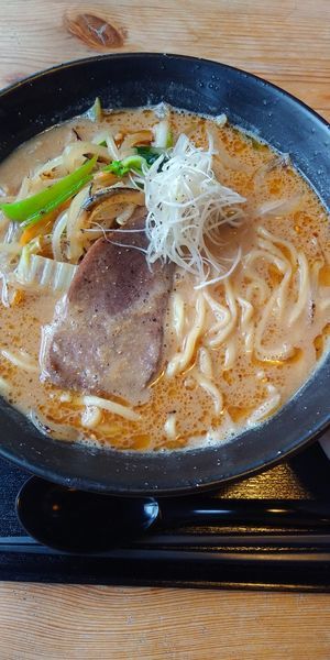 「牛タン味噌ラーメン」@フードバー ルーチェの写真