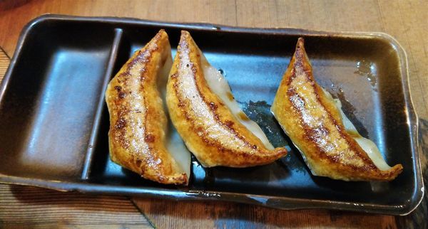 「餃子（3個）190円」@威風 秋葉原店の写真