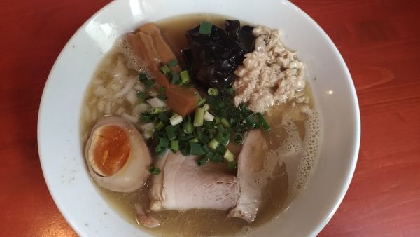 「濃い煮干出汁の手もみそば」@讃岐ラーメン はまんど横須賀の写真