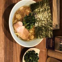 ラーメン720円➕ほうれん草