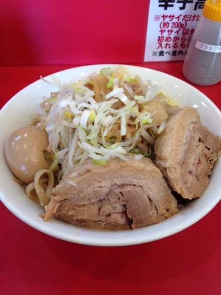 「ラーメン200g 豚マシ 味玉」@豚ゆうの写真